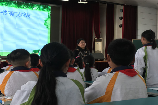 学员展示课.jpg