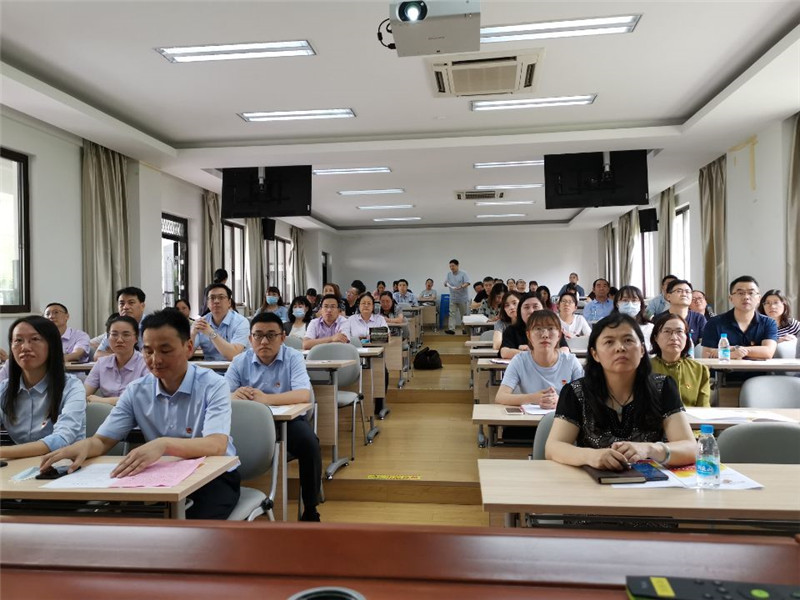 C:UsershpDesktop\u5168体党员.jpg