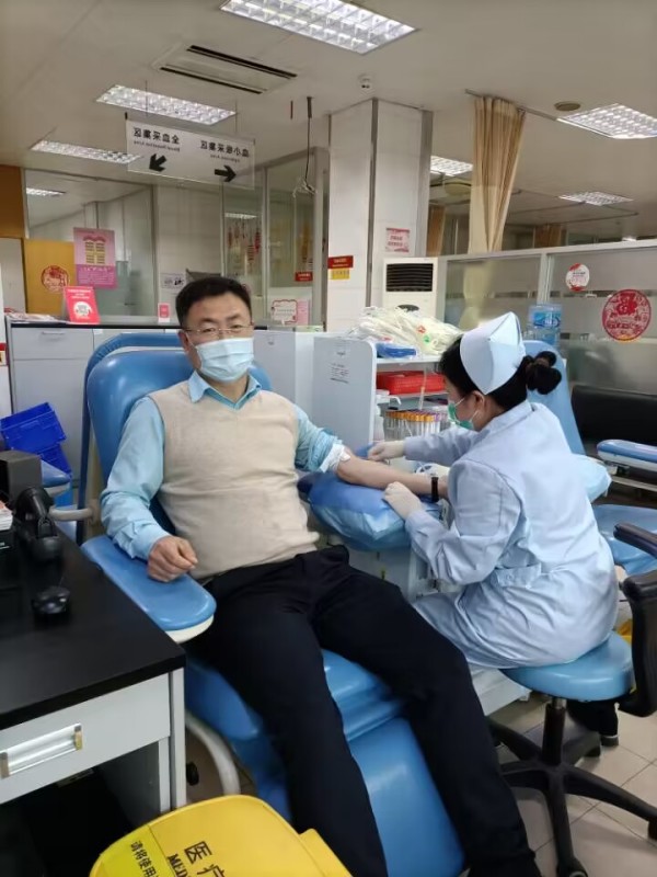 张钰鸿.jpg