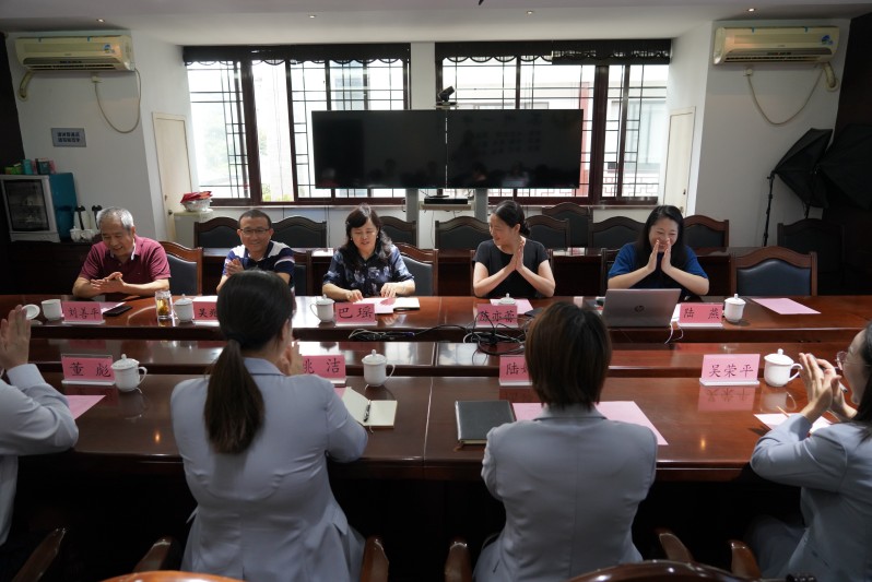 学校代表.jpg