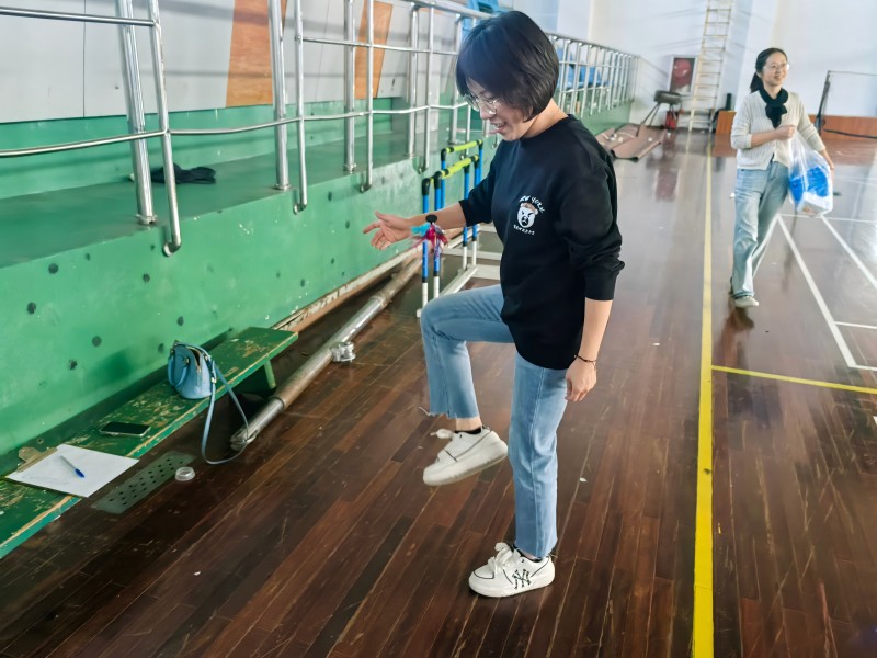 踢毽子6.jpg